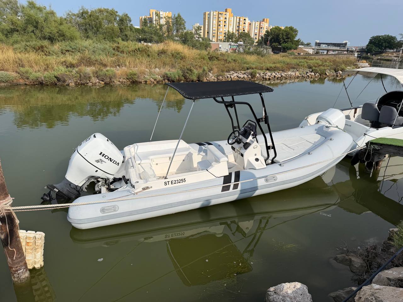 Location bateau Semi-Rigide A20 à Palavas-les-Flots, Carnon et Montpellier